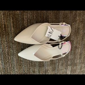 【New】Slingback Flats with Slit